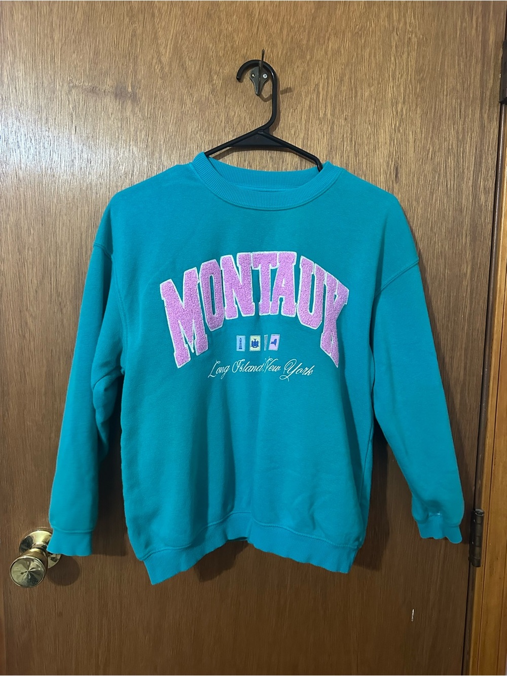 90s Montauk Blue Crewneck Sweatshirt